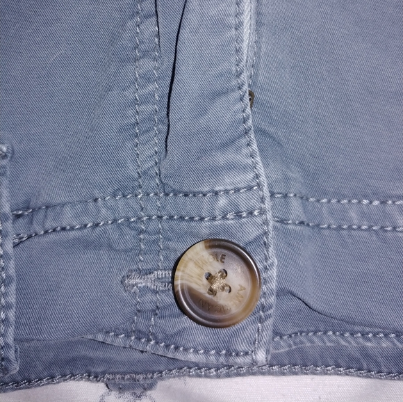 American Eagle Shortie Shorts - Picture 2 of 4